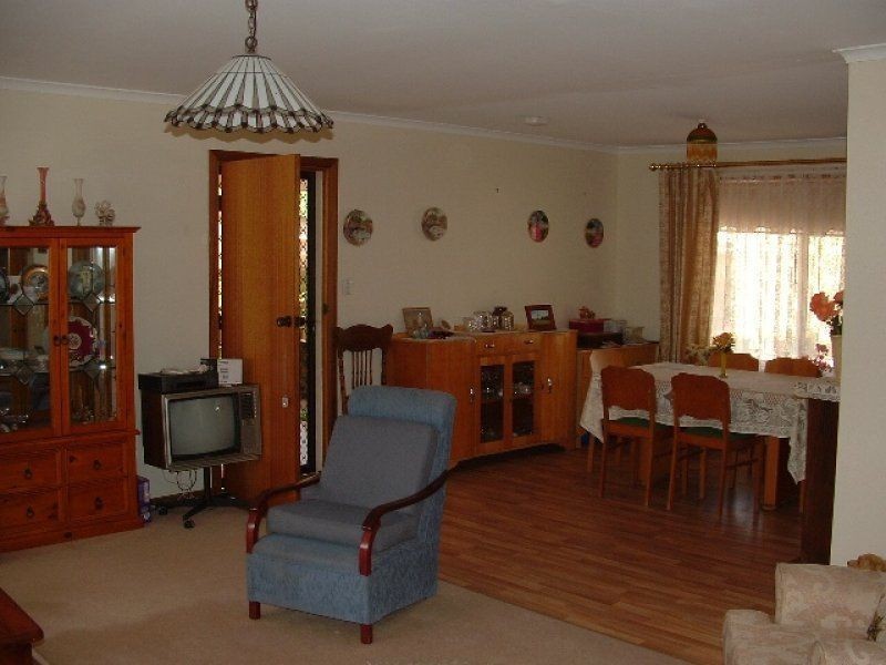 7 Strickland Street, Riverton SA 5412