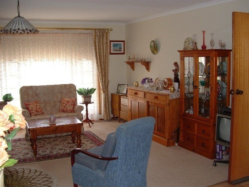 7 Strickland Street, Riverton SA 5412