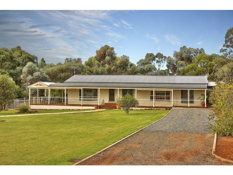 10 Blazes Road, Riverton SA 5412
