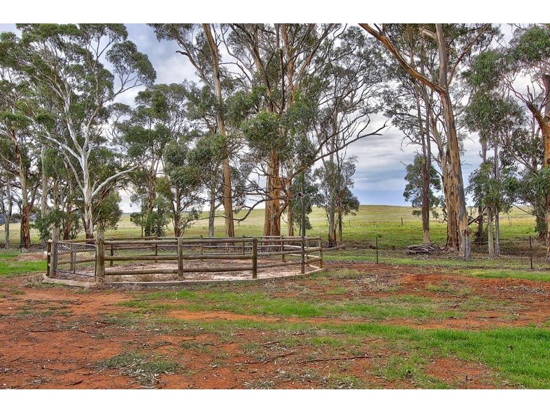 10 Blazes Road, Riverton SA 5412