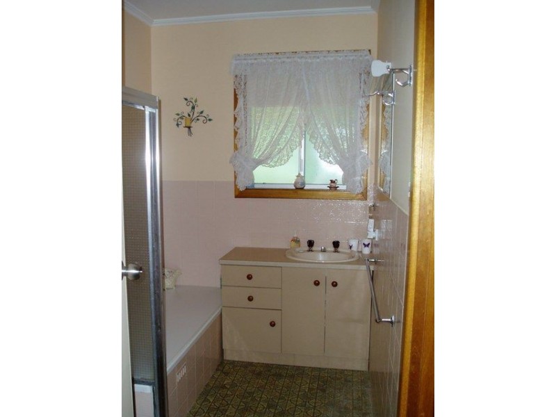 3 Masters Street, Riverton SA 5412