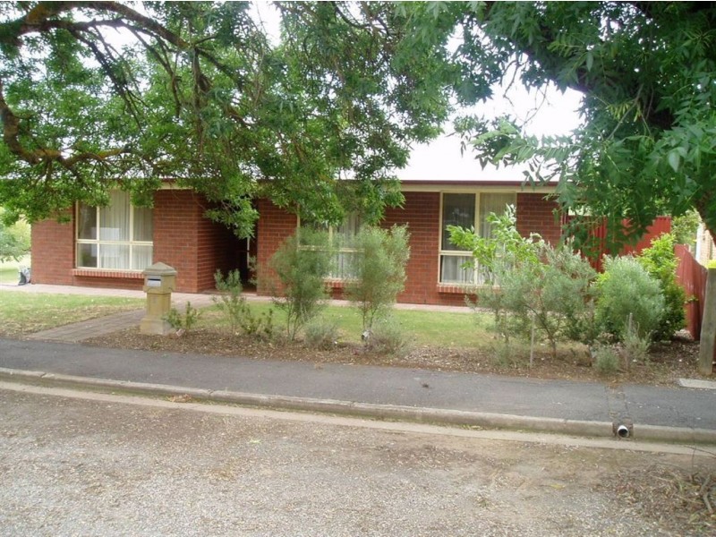 5 Charles Street, Riverton SA 5412