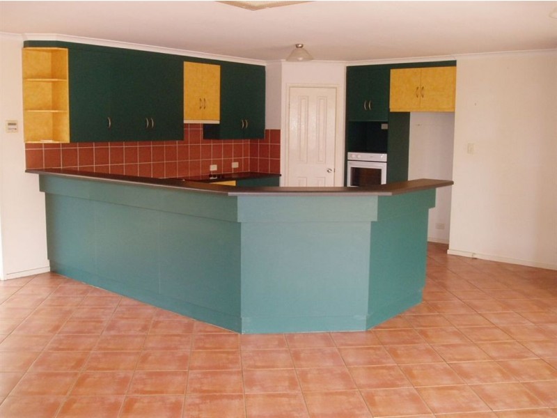 5 Charles Street, Riverton SA 5412