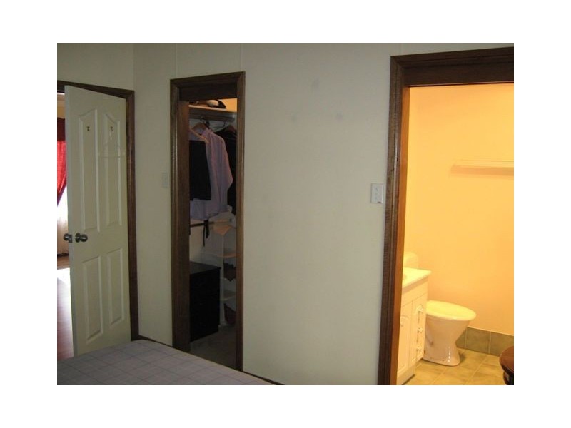 5 Castine Terrace, Riverton SA 5412