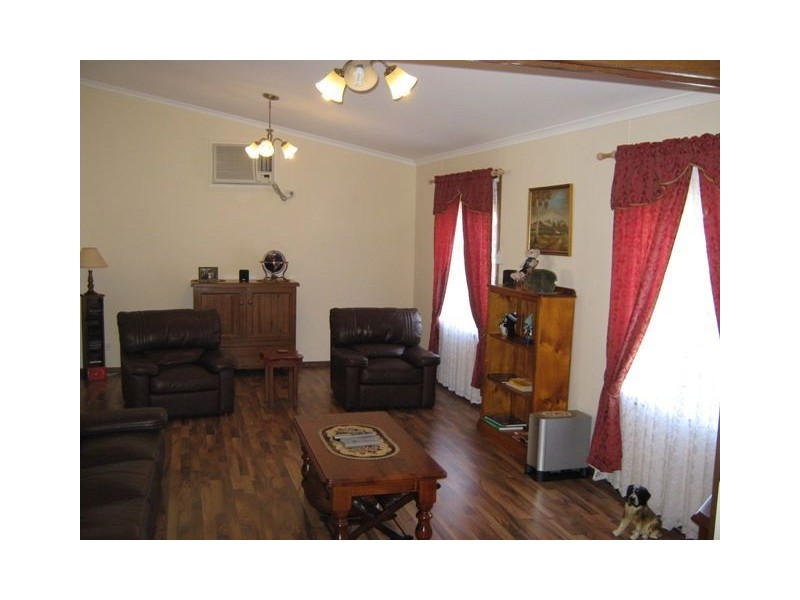 5 Castine Terrace, Riverton SA 5412