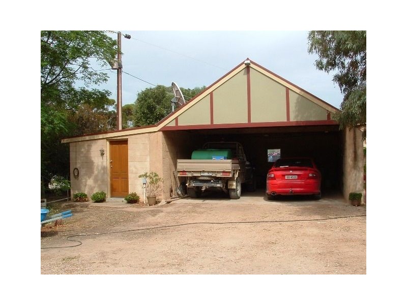 1 Port Lorne Road, Pinery SA 5460