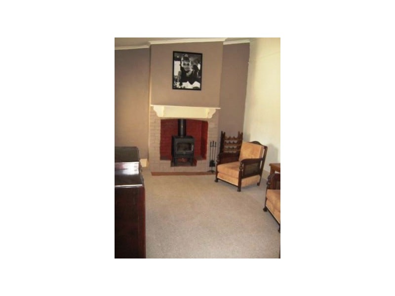 10 Masters Street, Riverton SA 5412