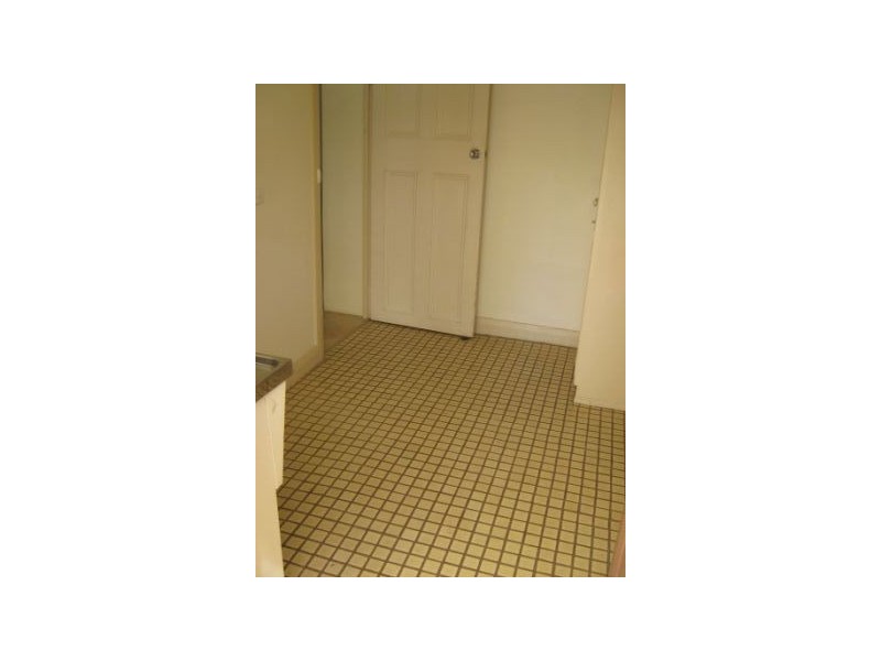 10 Masters Street, Riverton SA 5412