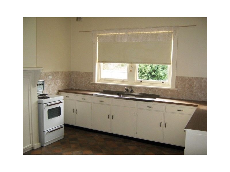 7 Masters Street, Riverton SA 5412