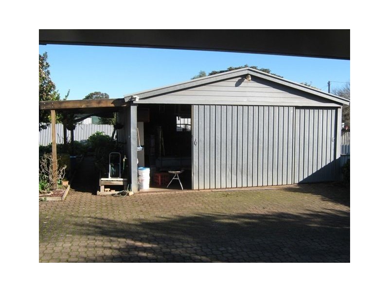 17 Matthew Place, Riverton SA 5412