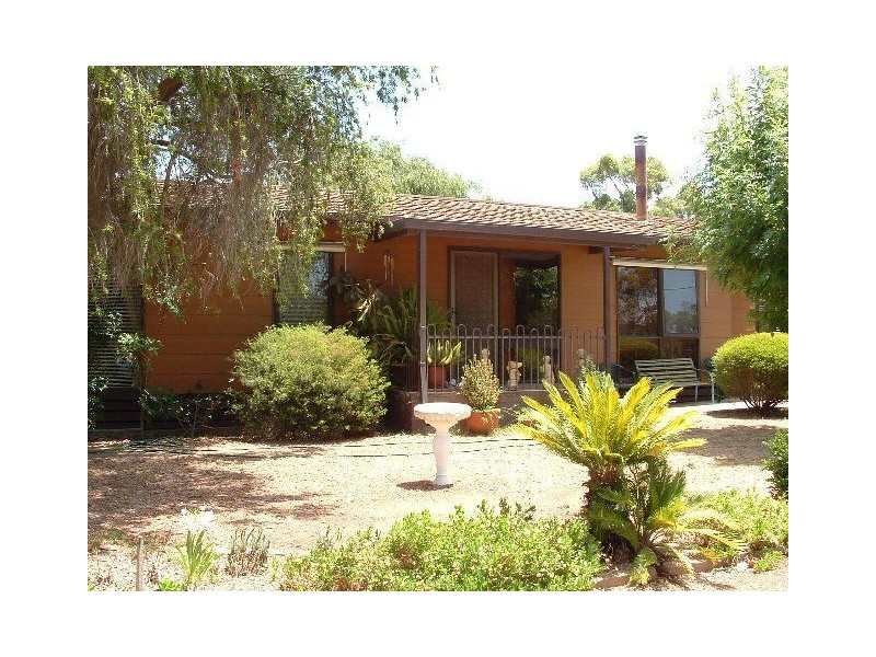 10 Paul Street, Riverton SA 5412