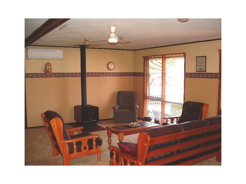 10 Paul Street, Riverton SA 5412