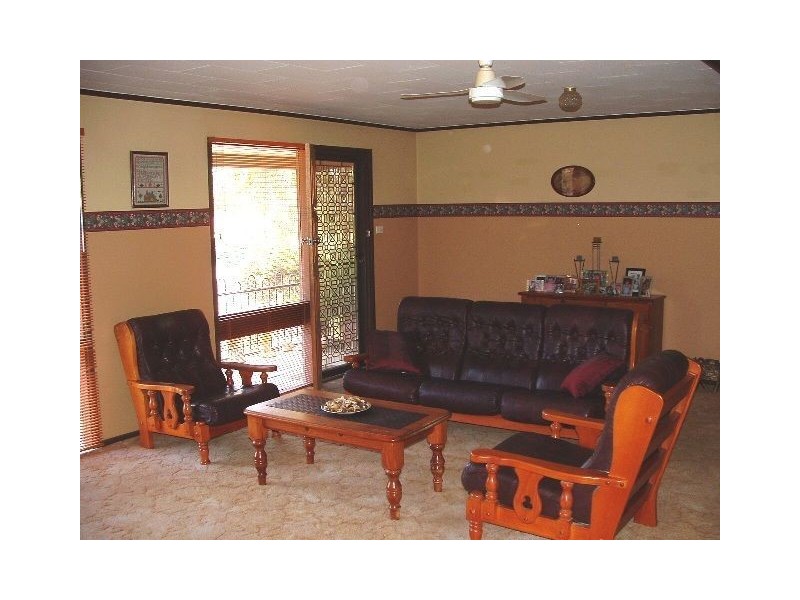 10 Paul Street, Riverton SA 5412