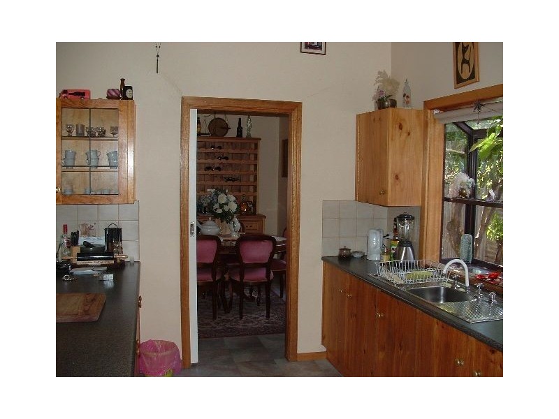 4 Frederick Place, Riverton SA 5412