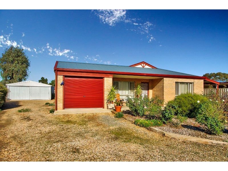 6 Griffen Court, Riverton SA 5412
