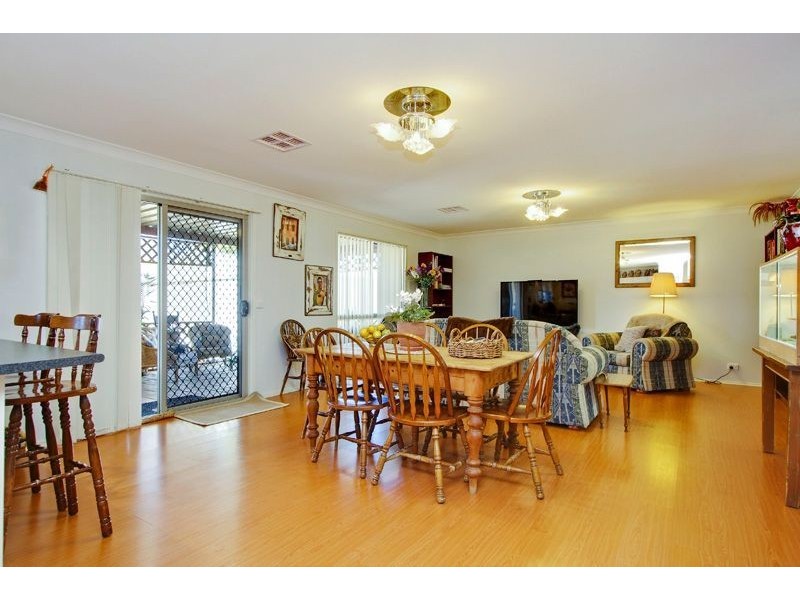 6 Griffen Court, Riverton SA 5412