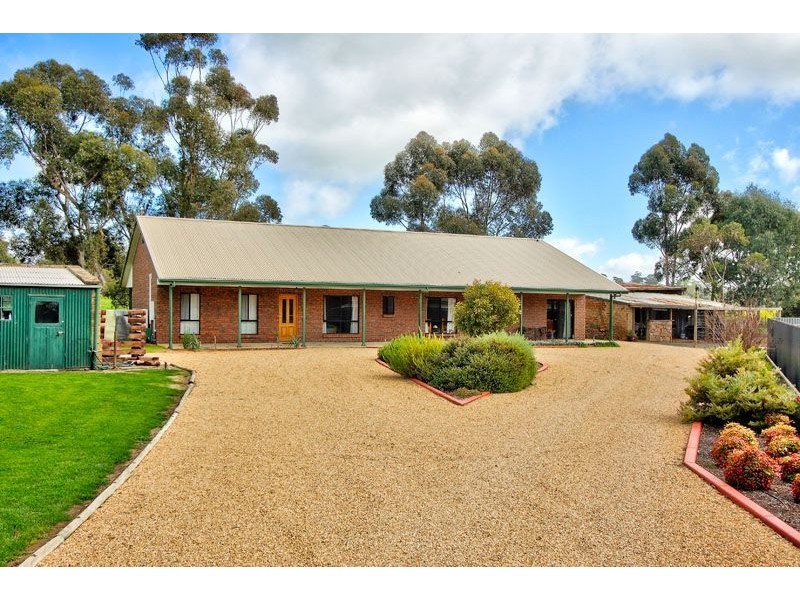 6B Paul Street, Riverton SA 5412