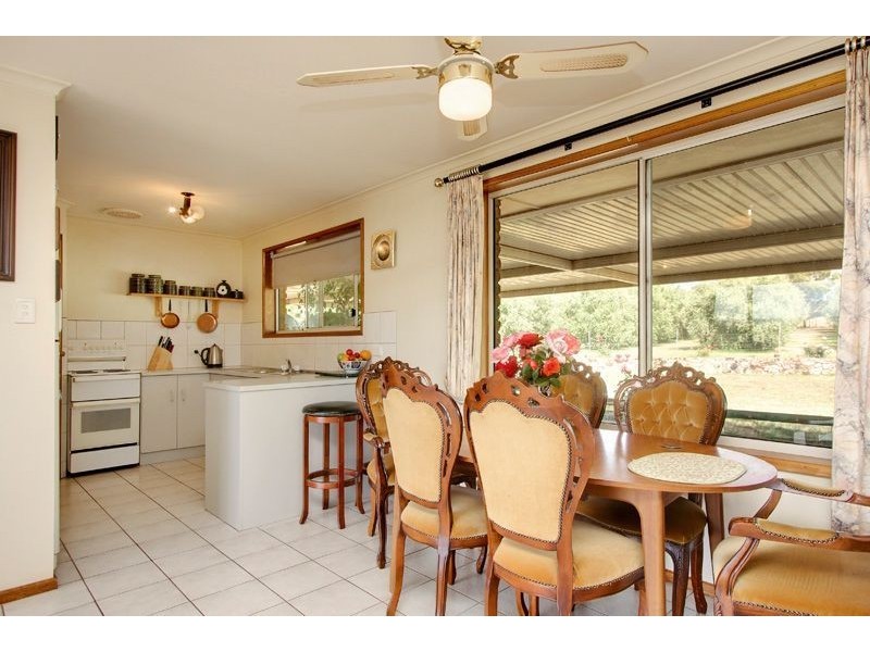 17 Glynn Street, Riverton SA 5412