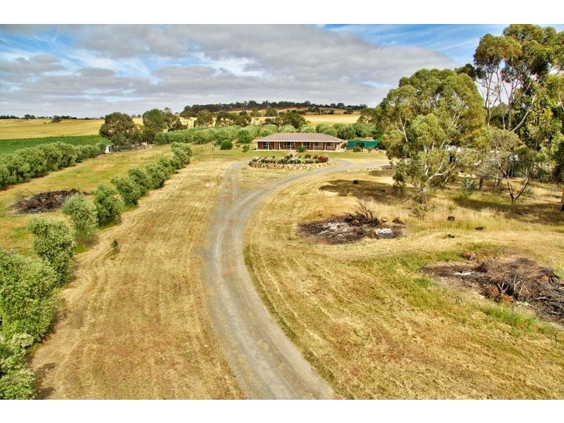 17 Glynn Street, Riverton SA 5412