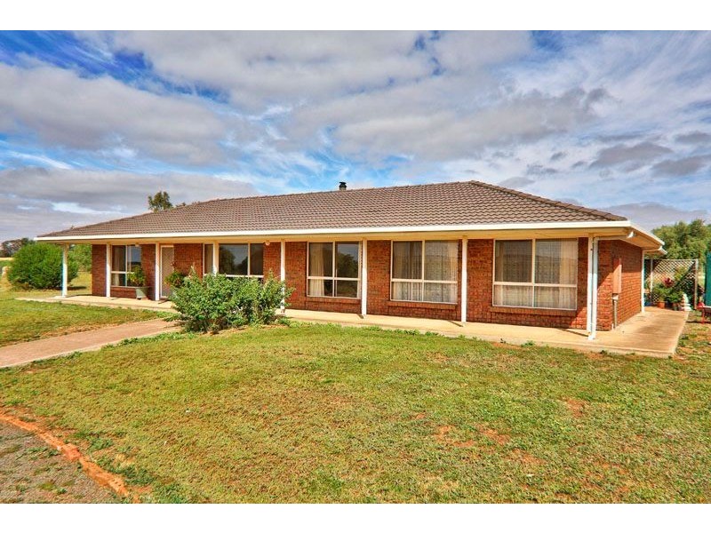17 Glynn Street, Riverton SA 5412