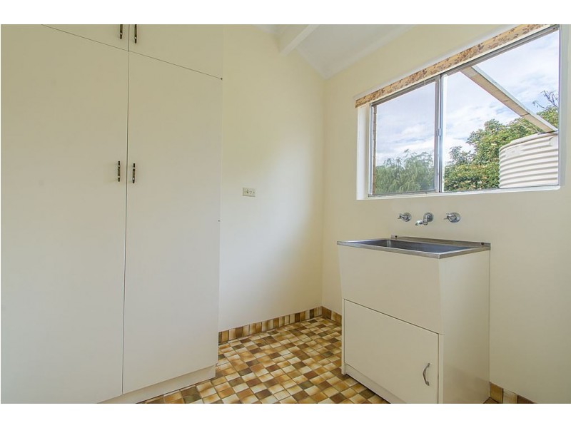 1 Dahlmyra Avenue, Hamley Bridge SA 5401