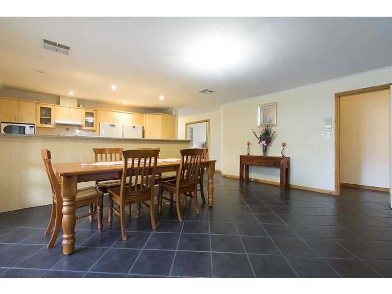 19 Jemalong Crescent, Roseworthy SA 5371