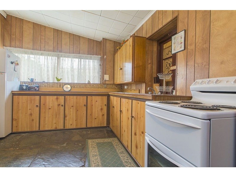 18 Swinden Street, Riverton SA 5412