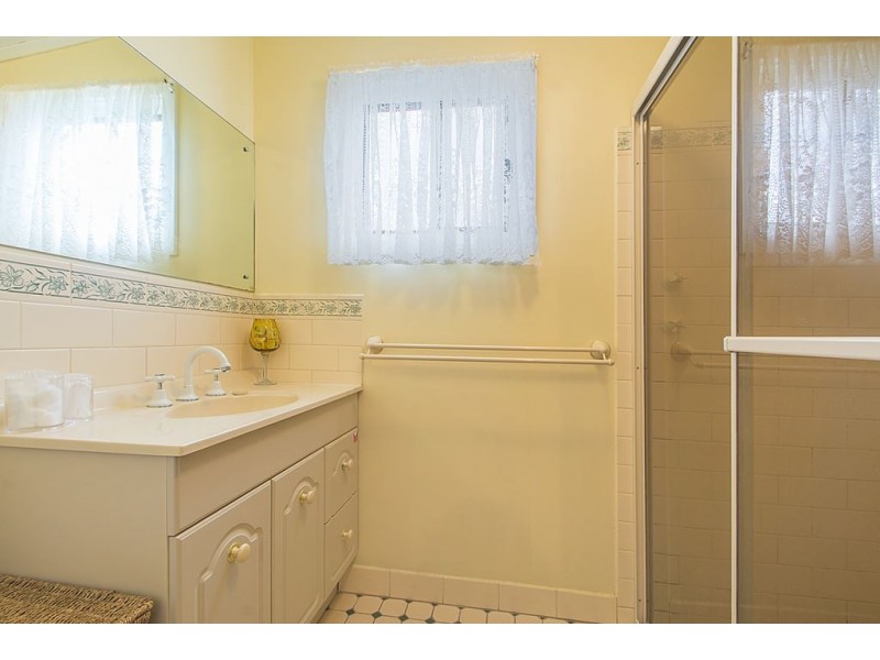 18 Swinden Street, Riverton SA 5412