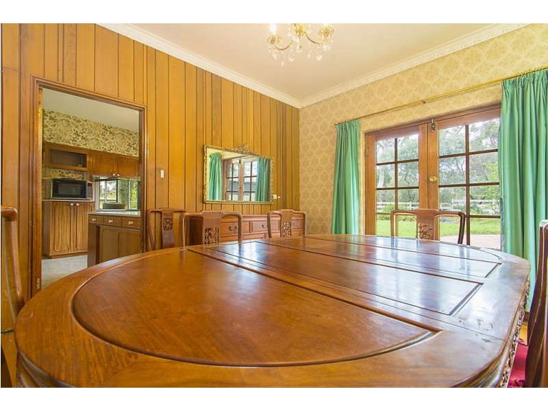 1 Webb Place, Riverton SA 5412