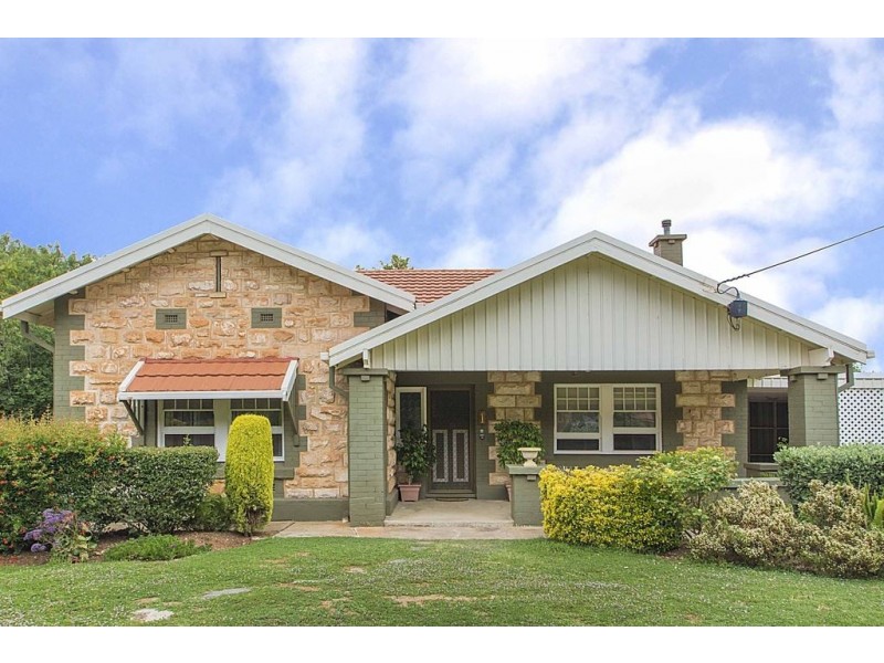 1 Light Street, Riverton SA 5412