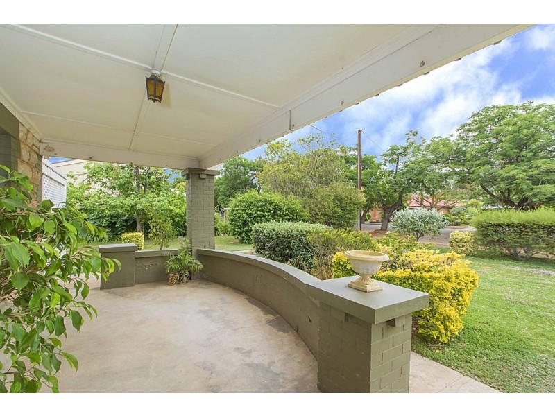 1 Light Street, Riverton SA 5412