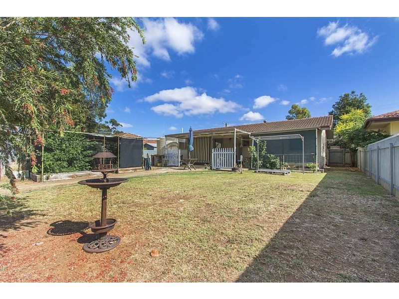 1 Jean Place, Riverton SA 5412