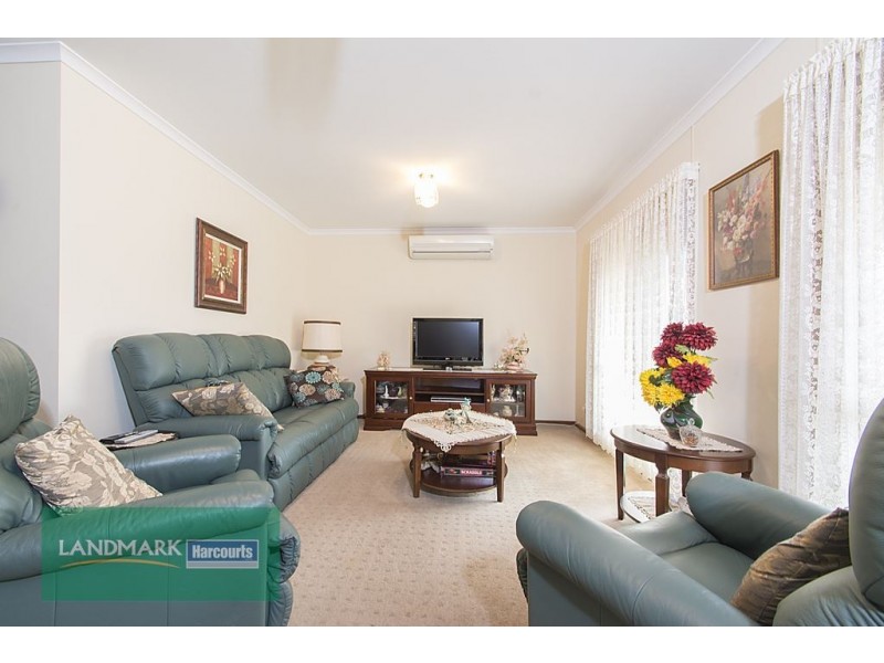 8 Castine Terrace, Riverton SA 5412