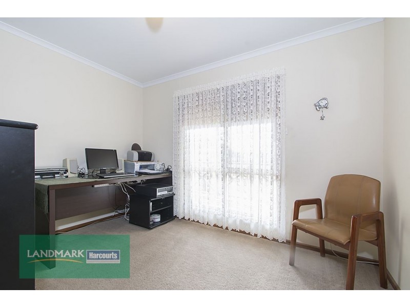 8 Castine Terrace, Riverton SA 5412