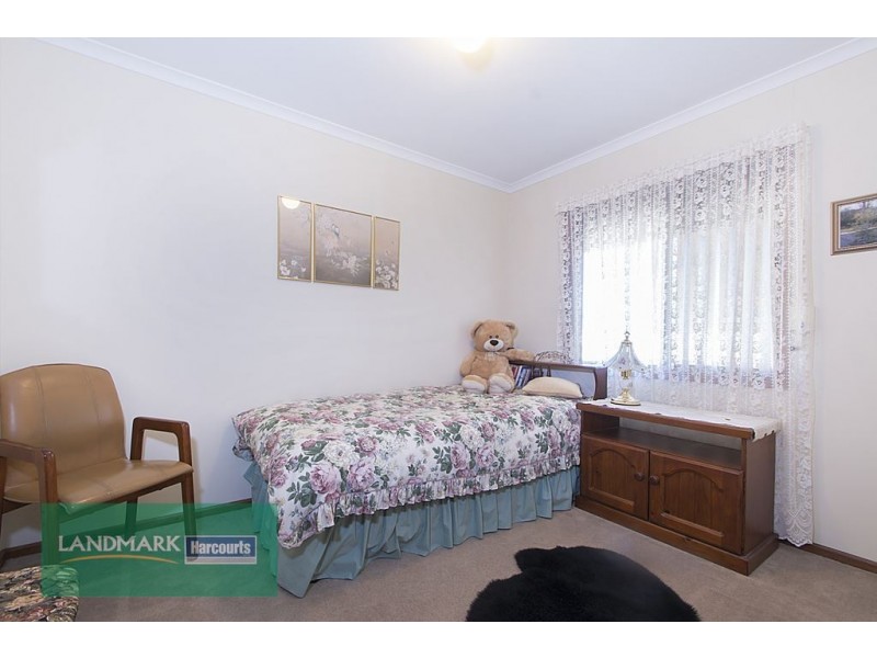 8 Castine Terrace, Riverton SA 5412