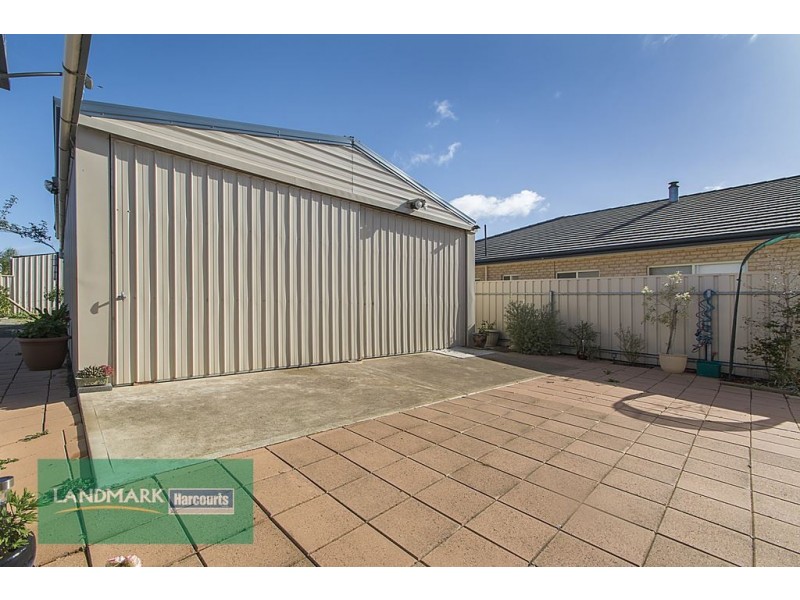 8 Castine Terrace, Riverton SA 5412