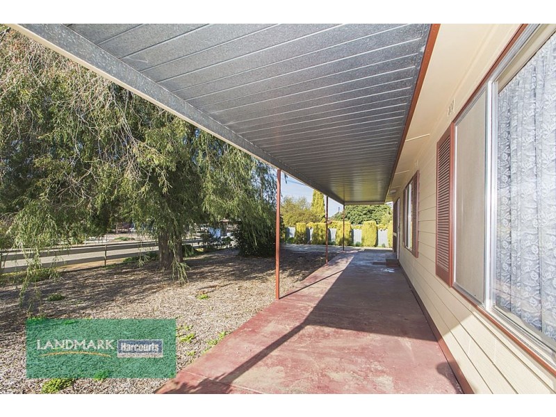 7 Cooper Street, Riverton SA 5412