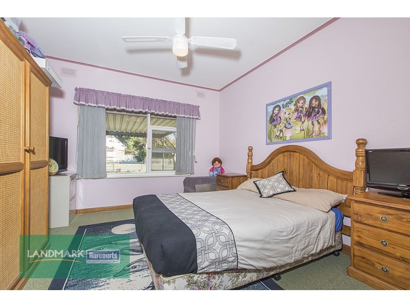 4 Swinden Street, Riverton SA 5412