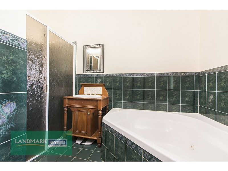 24 Riverton Road, Riverton SA 5412