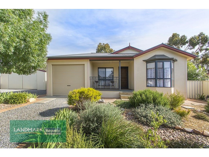 28 Cairns Crescent, Riverton SA 5412