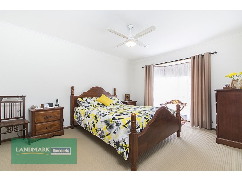 28 Cairns Crescent, Riverton SA 5412
