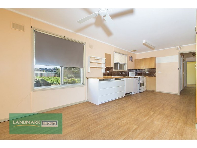 7 Cooper Street, Riverton SA 5412