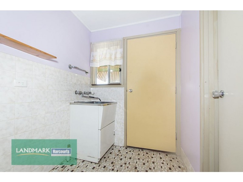 7 Cooper Street, Riverton SA 5412