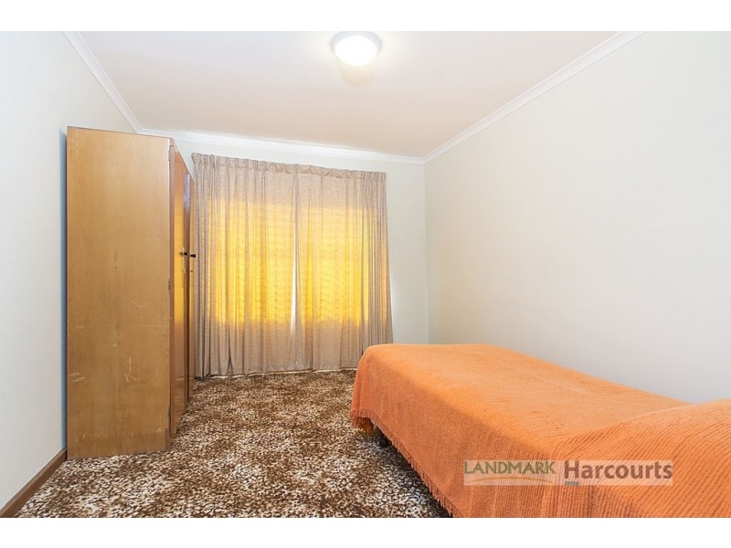 8 Paul Street, Riverton SA 5412