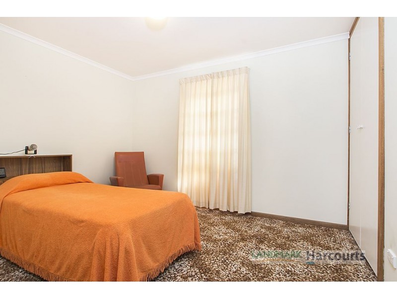 8 Paul Street, Riverton SA 5412