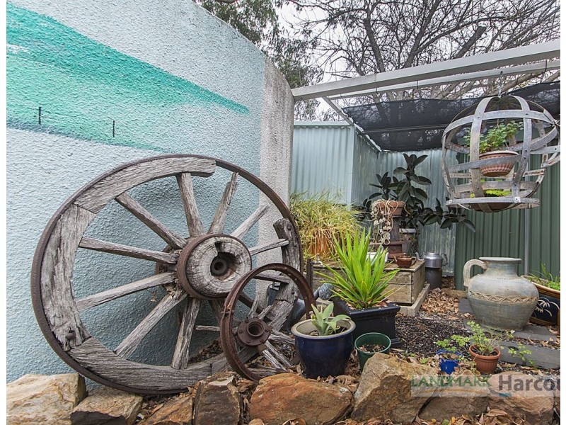 7 Strickland Street, Riverton SA 5412