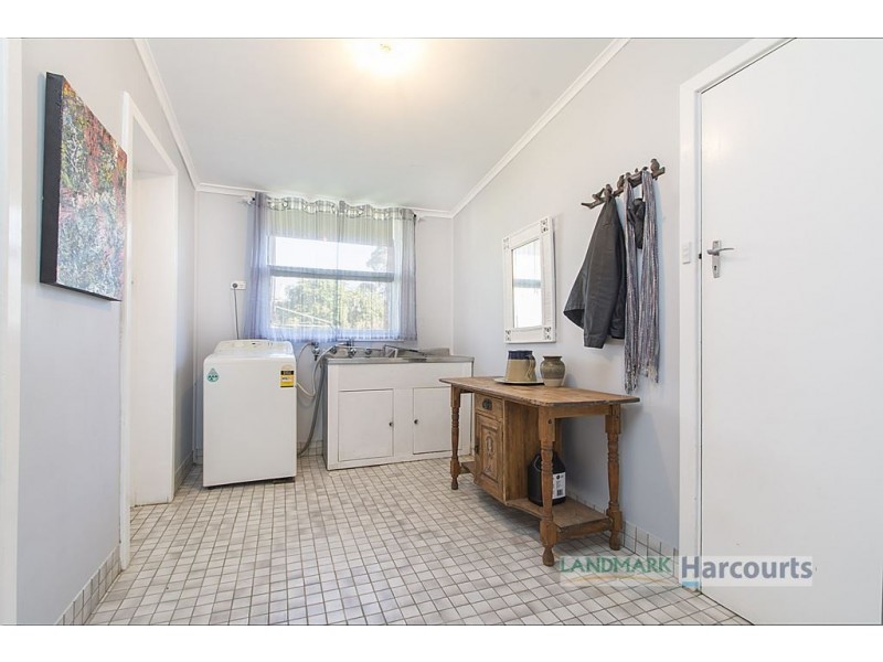 1 Cooper Street, Riverton SA 5412
