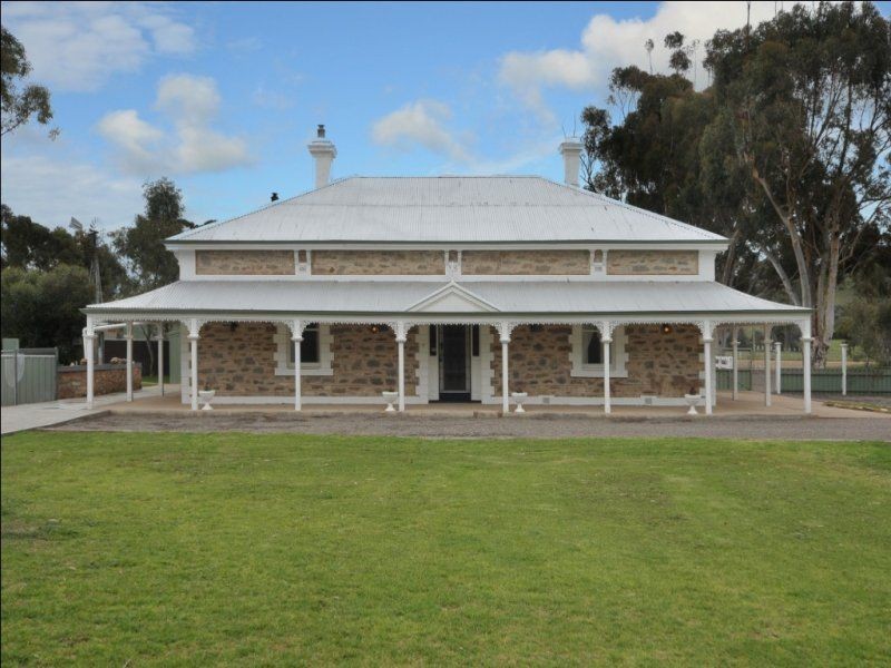 1 Corner Sanderston & Glenroy Roads, Sanderston SA 5237