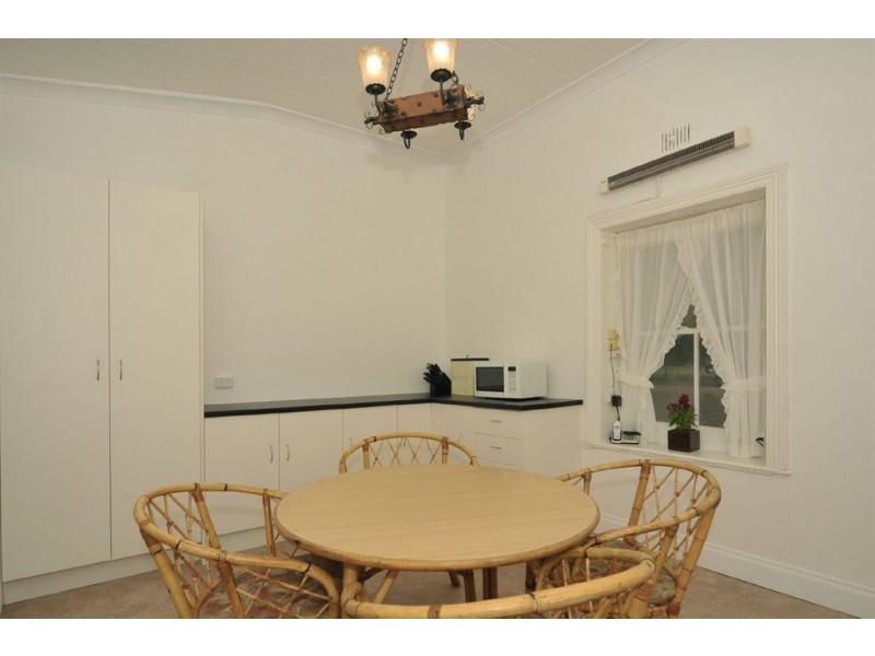 1 Corner Sanderston & Glenroy Roads, Sanderston SA 5237