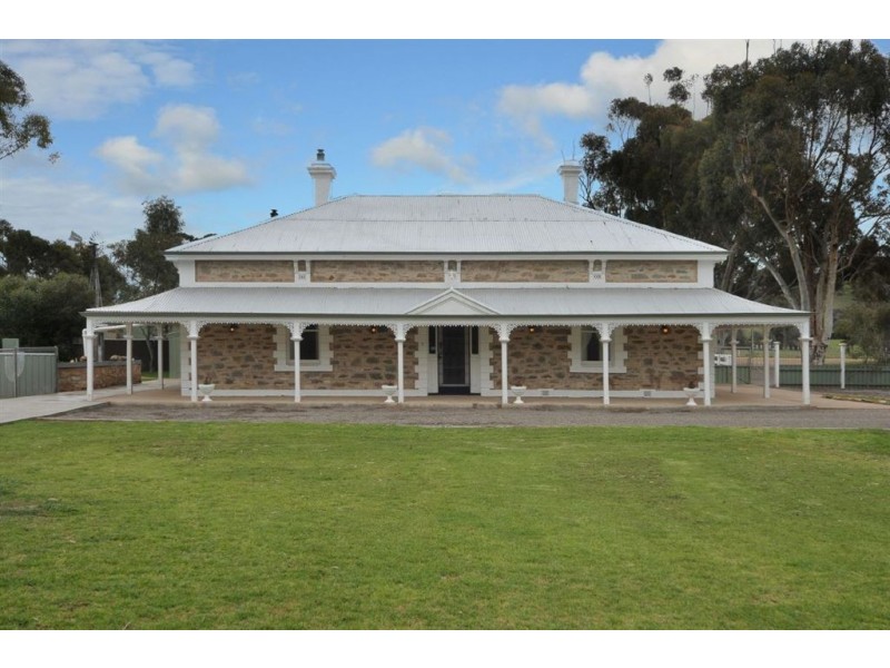 1 Corner Sanderston & Glenroy Road, Sanderston SA 5237